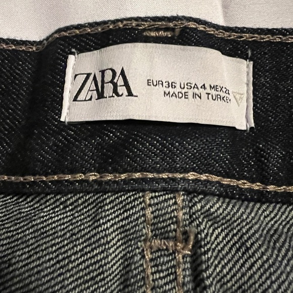 Zara Relaxed Indigo Jeans High Waist Wide Leg Size 4 NWOT - Picture 9 of 17